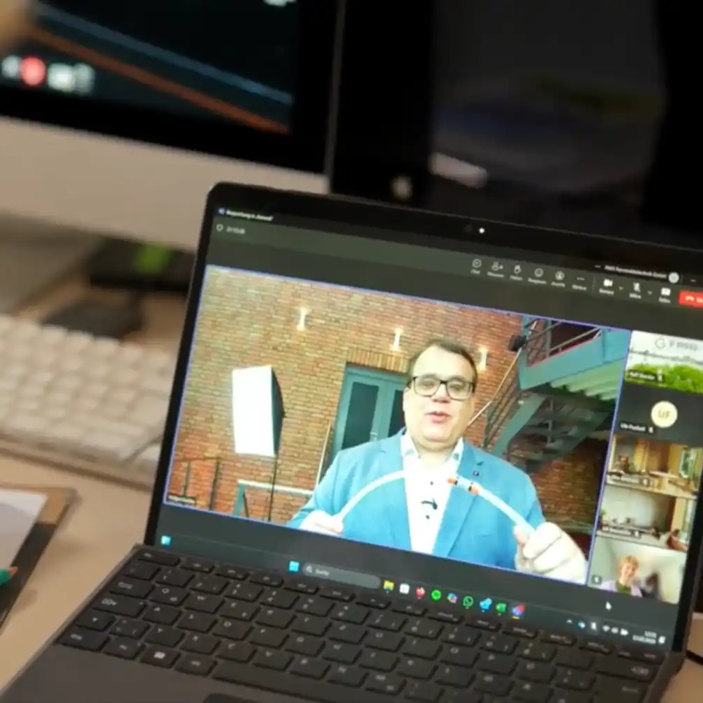 Fernmeldegutachter Holger Gohlke bei einer breitbandplaner.de Schulung